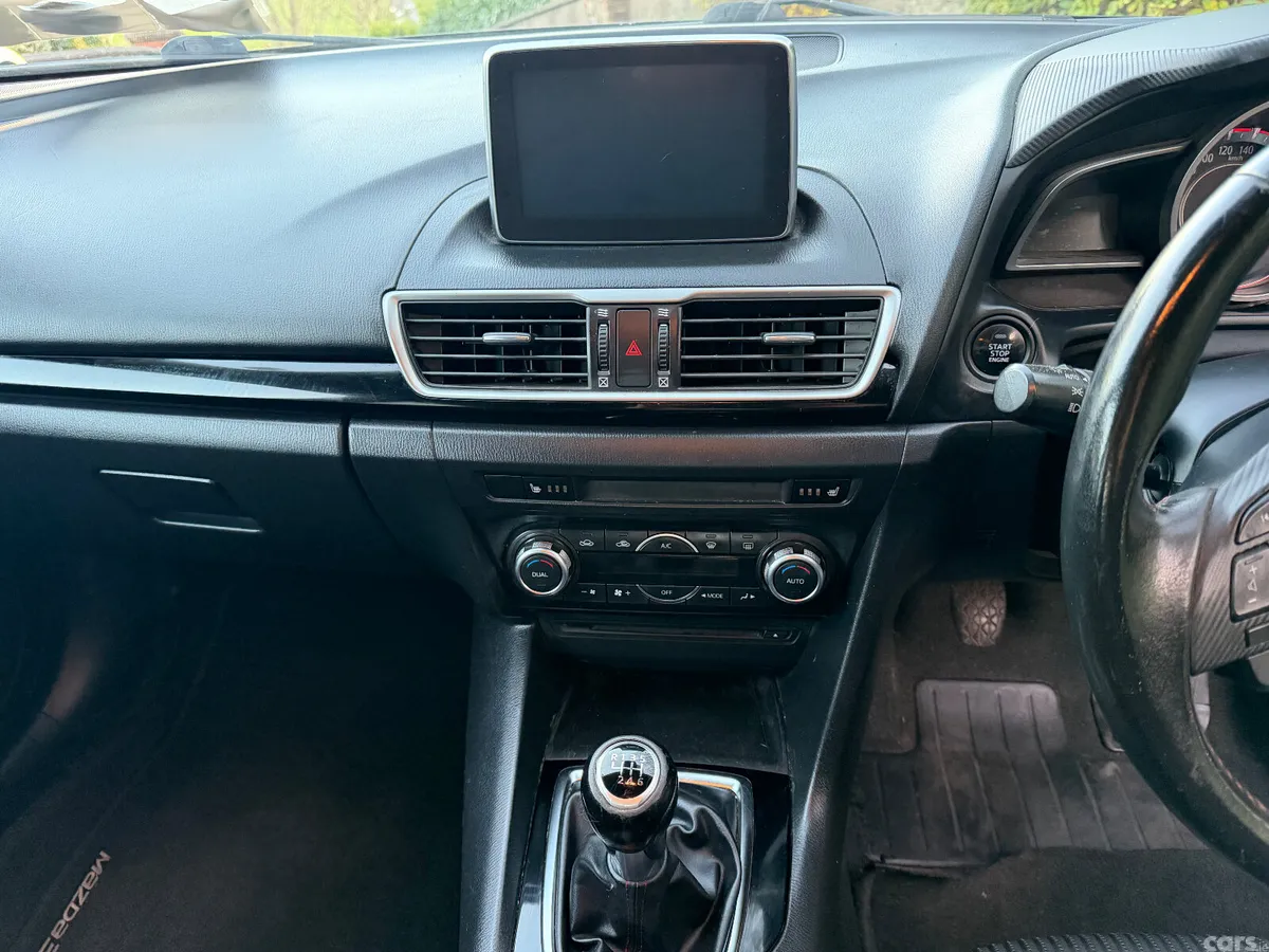 Mazda Mazda3 Saloon, Diesel, 2015, Blue