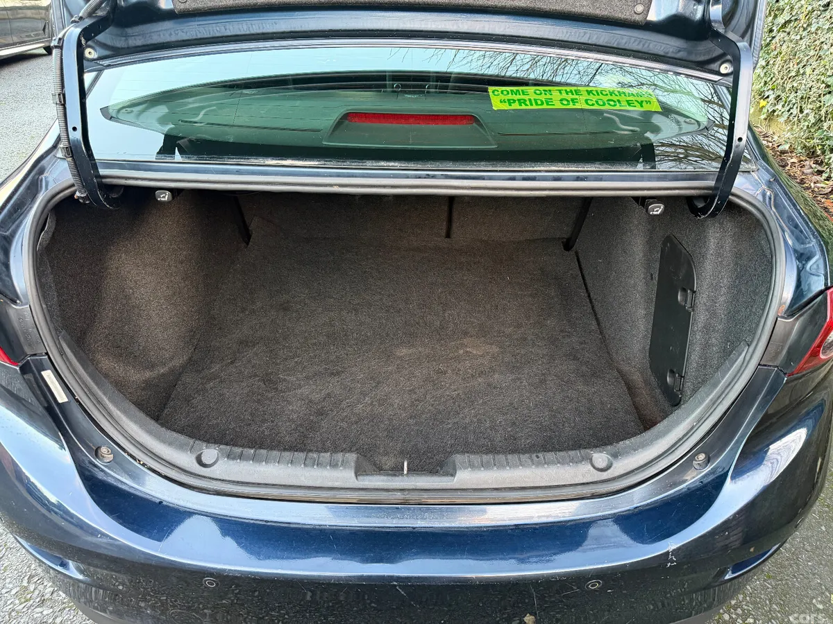 Mazda Mazda3 Saloon, Diesel, 2015, Blue