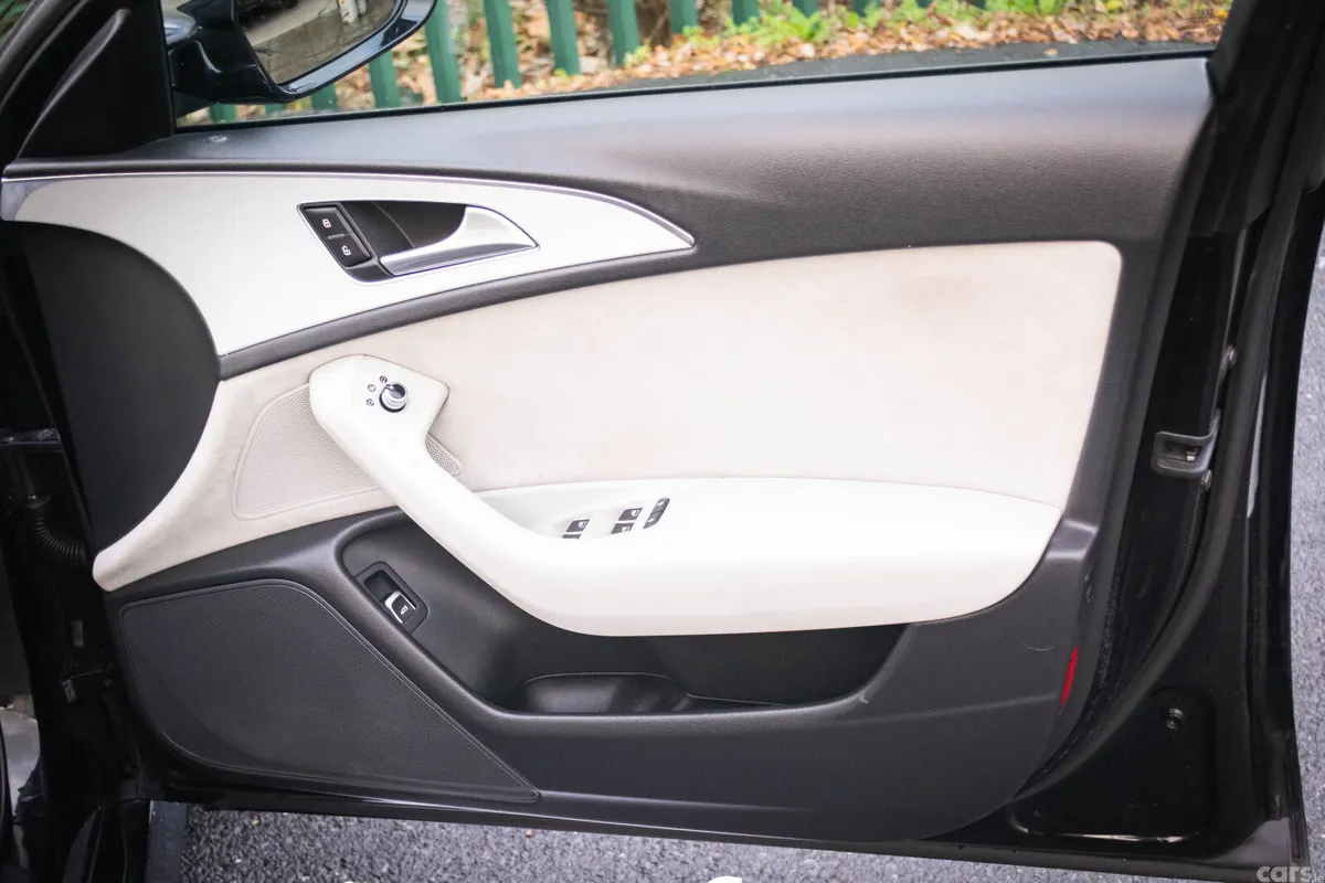 Audi A6 Saloon, Diesel, 2015, Black