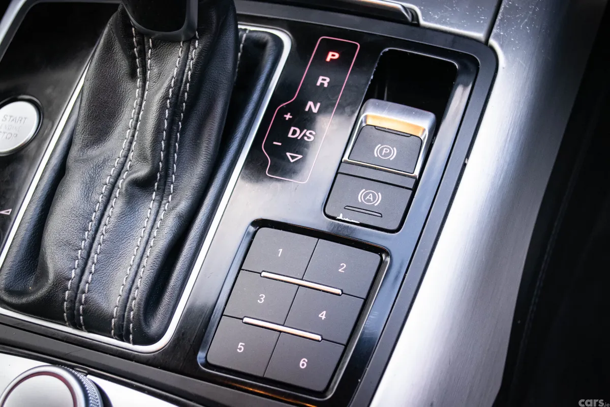 Audi A6 Saloon, Diesel, 2015, Black