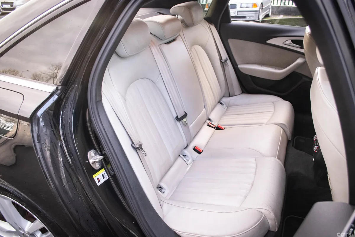Audi A6 Saloon, Diesel, 2015, Black
