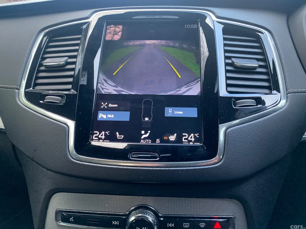 Volvo XC90 SUV, Petrol Plug-in Hybrid, 2020, Grey