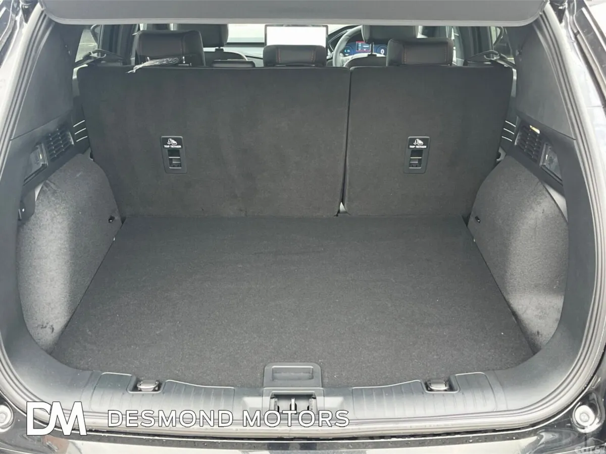 Ford Kuga SUV, Petrol Hybrid, 2025, Black