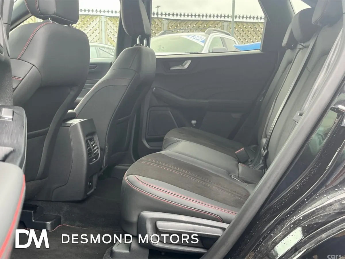 Ford Kuga SUV, Petrol Hybrid, 2025, Black