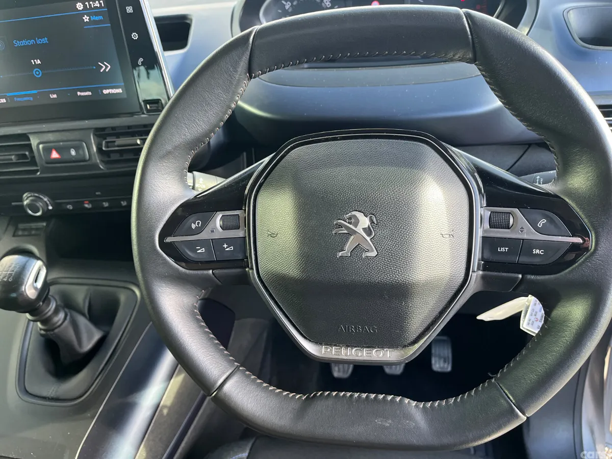 Peugeot Rifter MPV, Diesel, 2021, Silver
