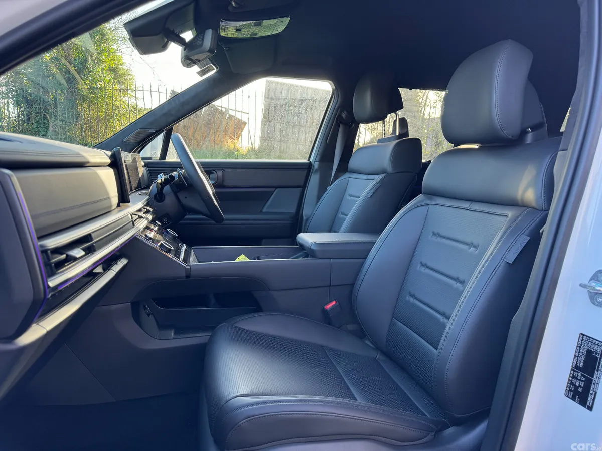 Hyundai Santa Fe SUV, Petrol Plug-in Hybrid, 2027, Black