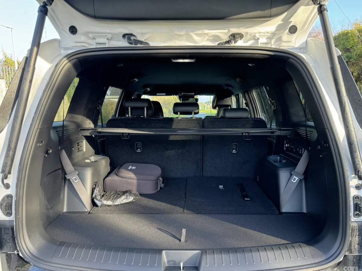 Hyundai Santa Fe SUV, Petrol Plug-in Hybrid, 2027, Black