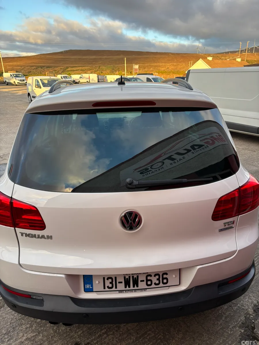 Volkswagen Tiguan SUV, Diesel, 2013, White