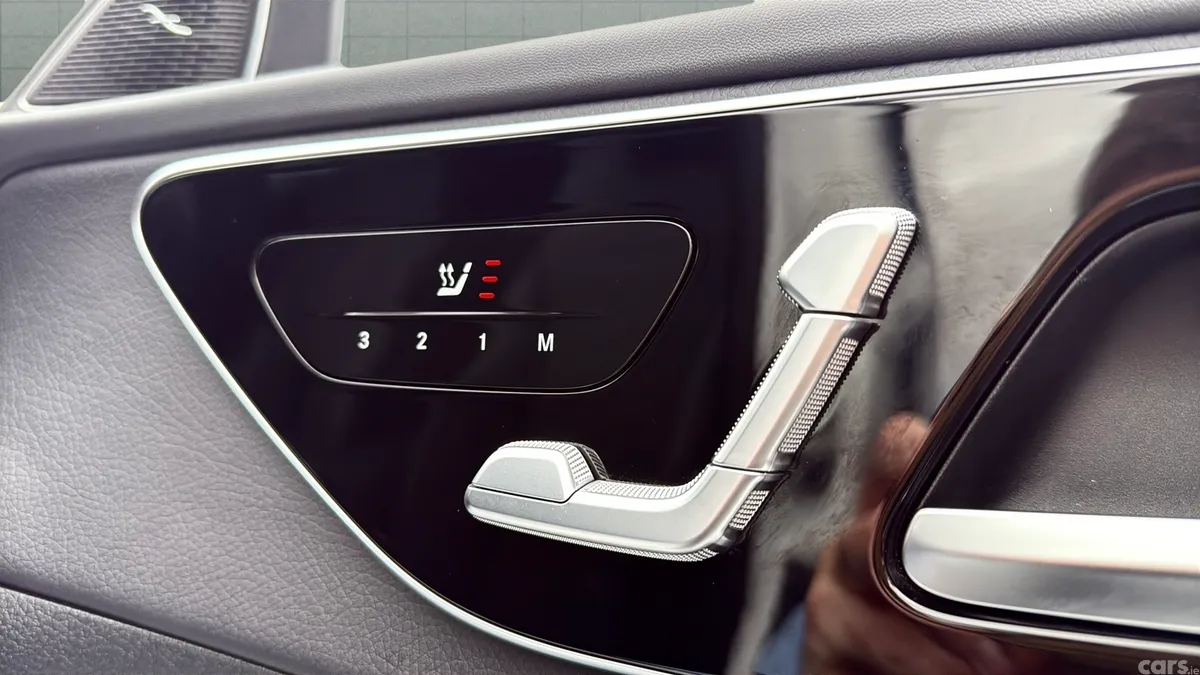 Mercedes-Benz C-Class Estate, Petrol Plug-in Hybrid, 2024, White