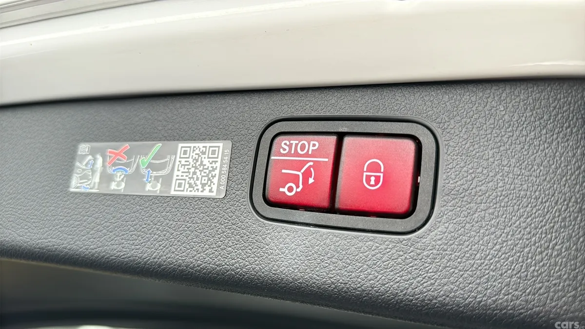 Mercedes-Benz C-Class Estate, Petrol Plug-in Hybrid, 2024, White