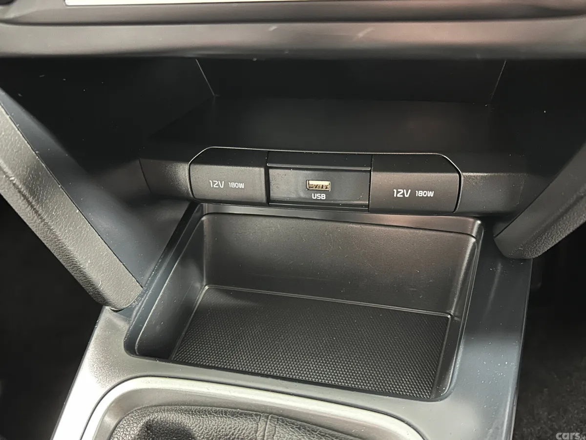 Kia Ceed Hatchback, Petrol, 2022, Black