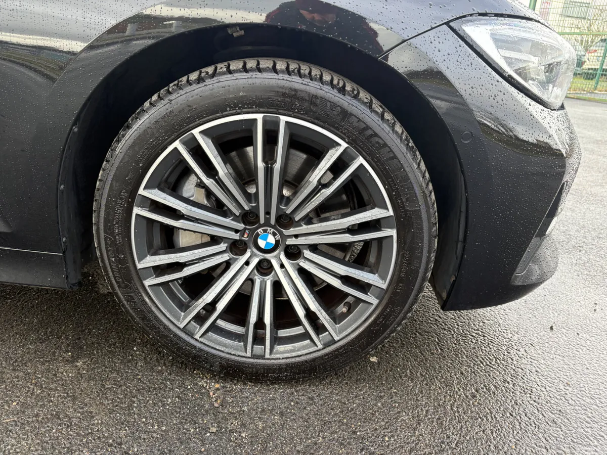 BMW 3-Series Saloon, Petrol Plug-in Hybrid, 2022, Black