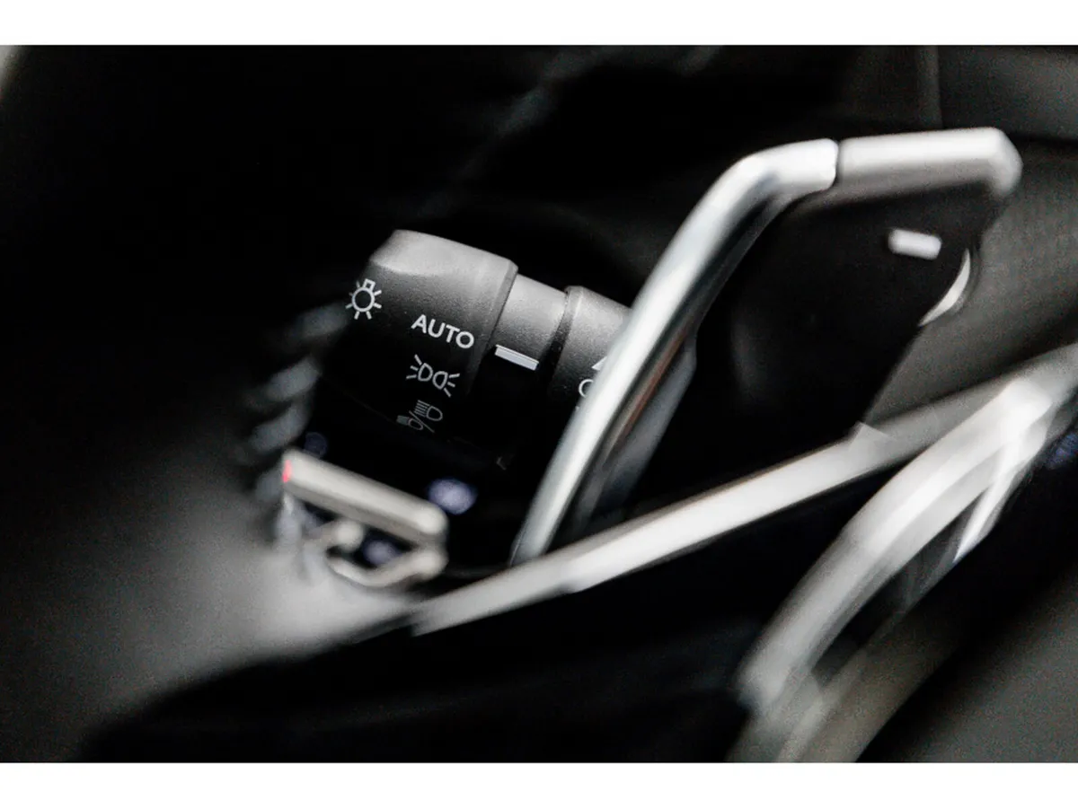 Peugeot 208 Hatchback, Petrol Hybrid, 2026, White