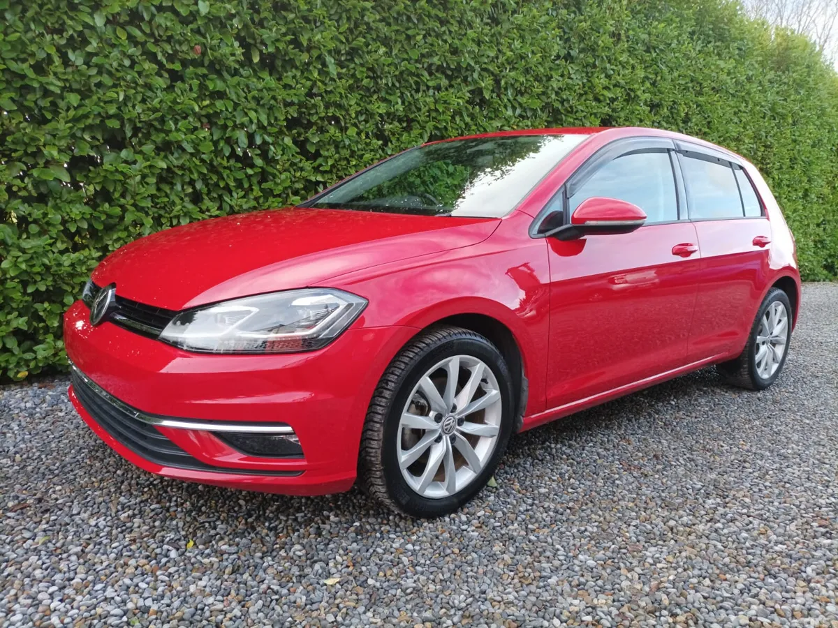 Volkswagen Golf Hatchback, Petrol, 2019, Red