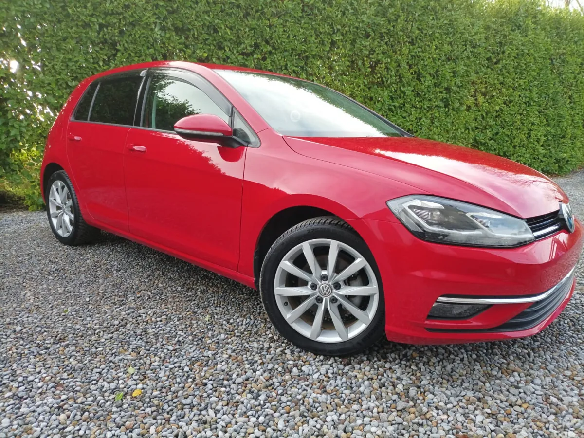 Volkswagen Golf Hatchback, Petrol, 2019, Red