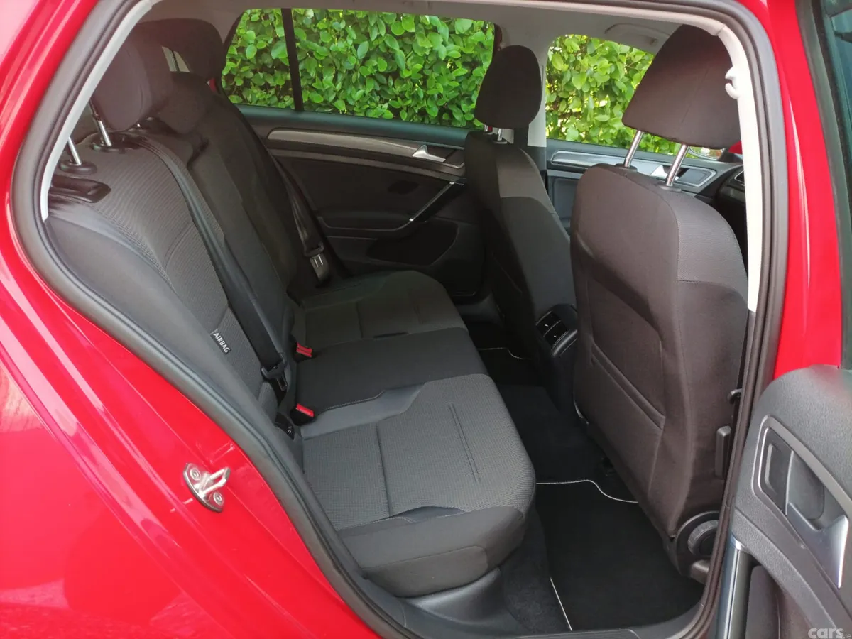 Volkswagen Golf Hatchback, Petrol, 2019, Red