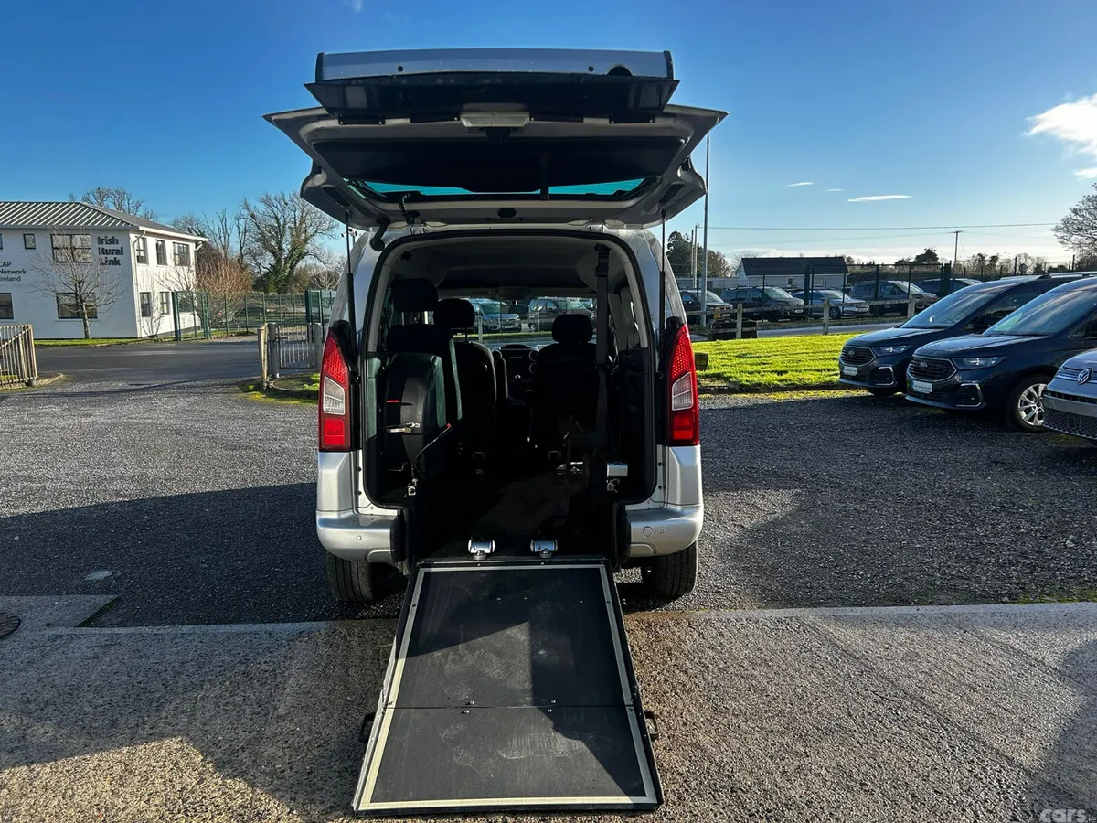 Peugeot Partner Tepee Estate, Diesel, 2017, Grey