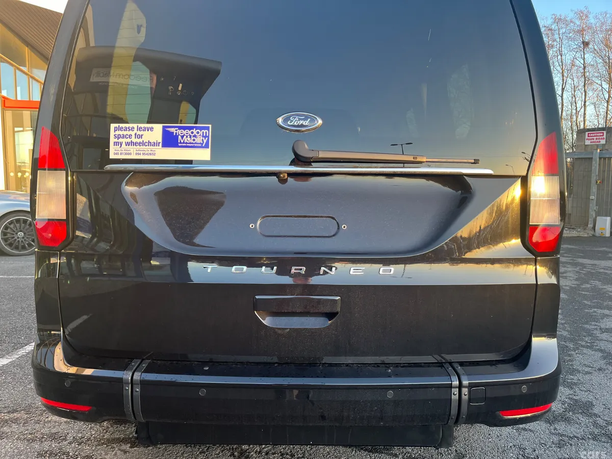 Ford Tourneo Connect MPV, Diesel, 2026, Black