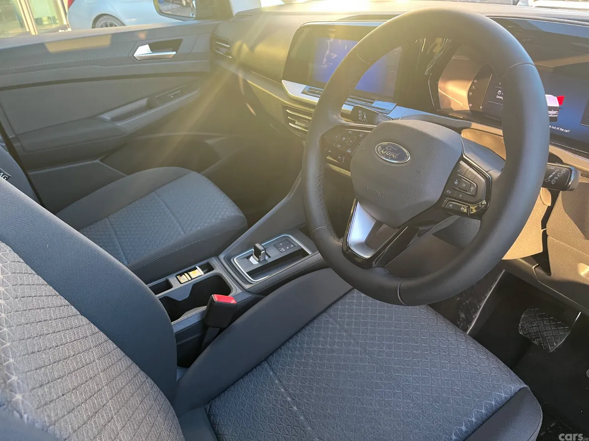 Ford Tourneo Connect MPV, Diesel, 2026, Black