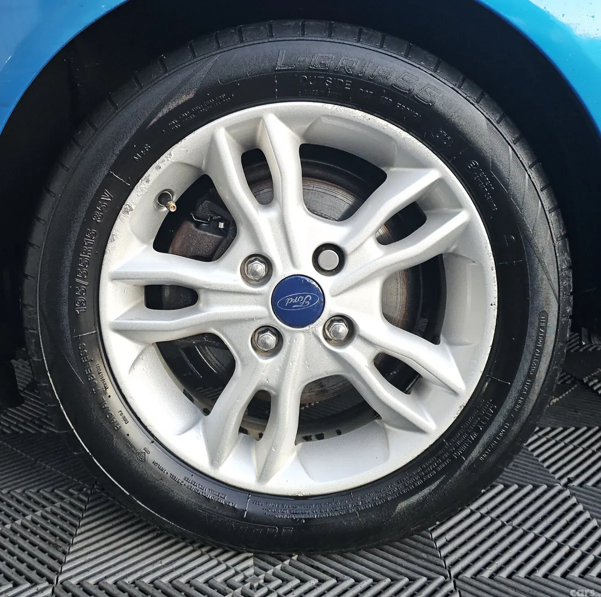 Ford Fiesta Hatchback, Petrol, 2015, Blue