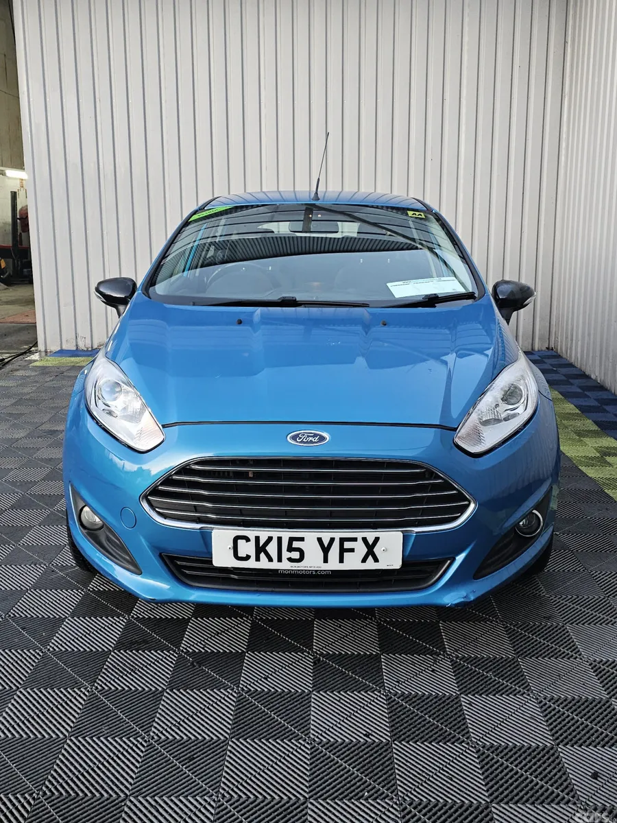 Ford Fiesta Hatchback, Petrol, 2015, Blue