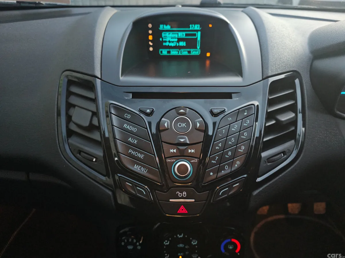 Ford Fiesta Hatchback, Petrol, 2015, Blue