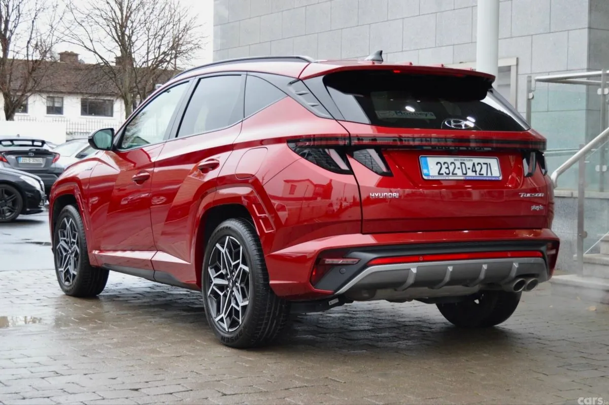 Hyundai Tucson SUV, Petrol Plug-in Hybrid, 2023, Red