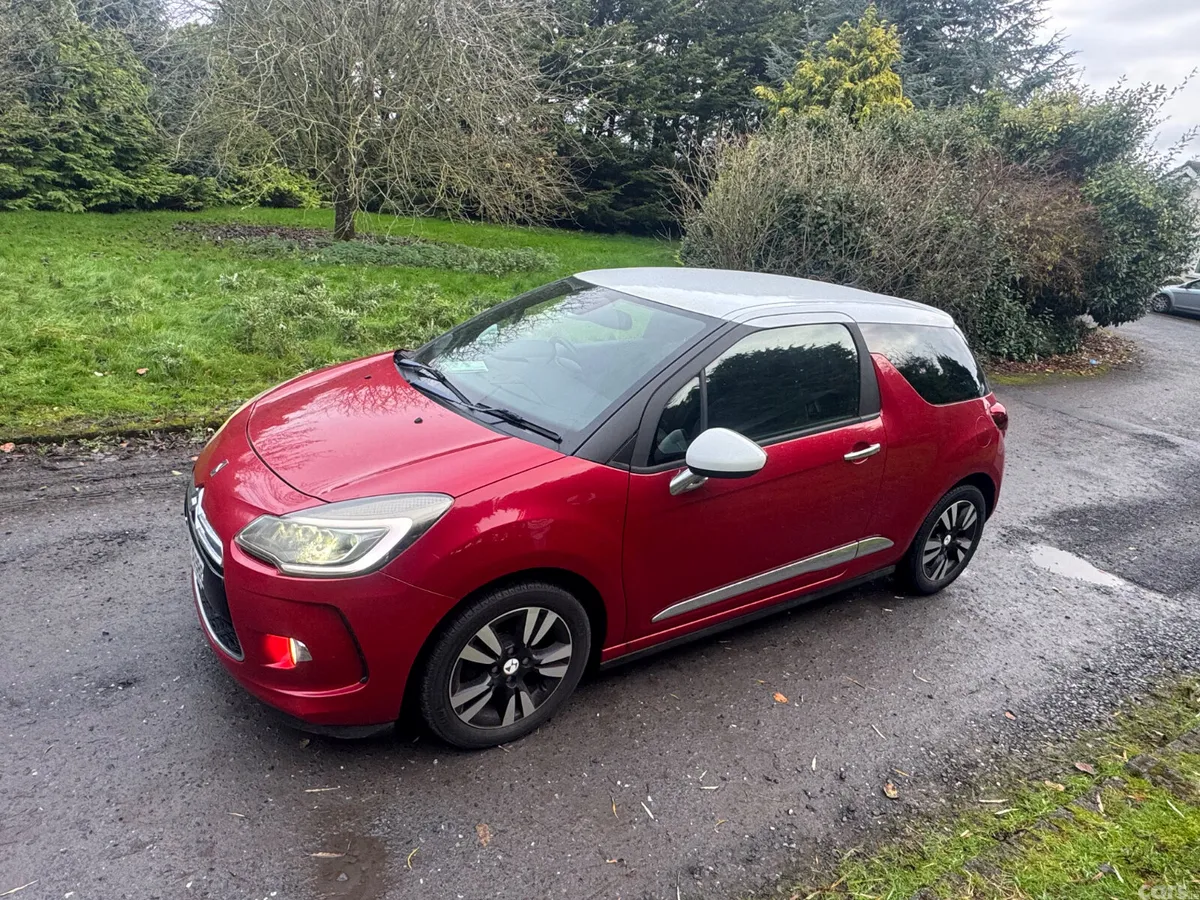 Citroen DS 3 Hatchback, Petrol, 2016, Red