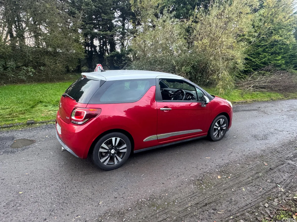 Citroen DS 3 Hatchback, Petrol, 2016, Red