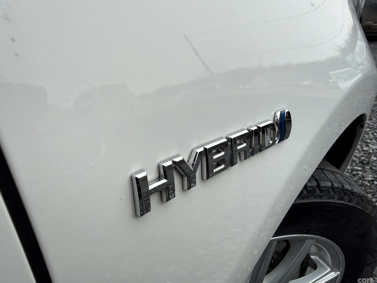 Toyota Aqua Hatchback, Petrol Hybrid, 2020, White
