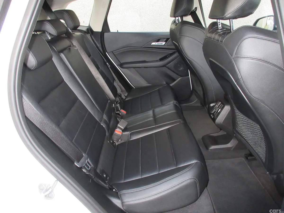 BMW 2-Series Hatchback, Petrol Plug-in Hybrid, 2023, White