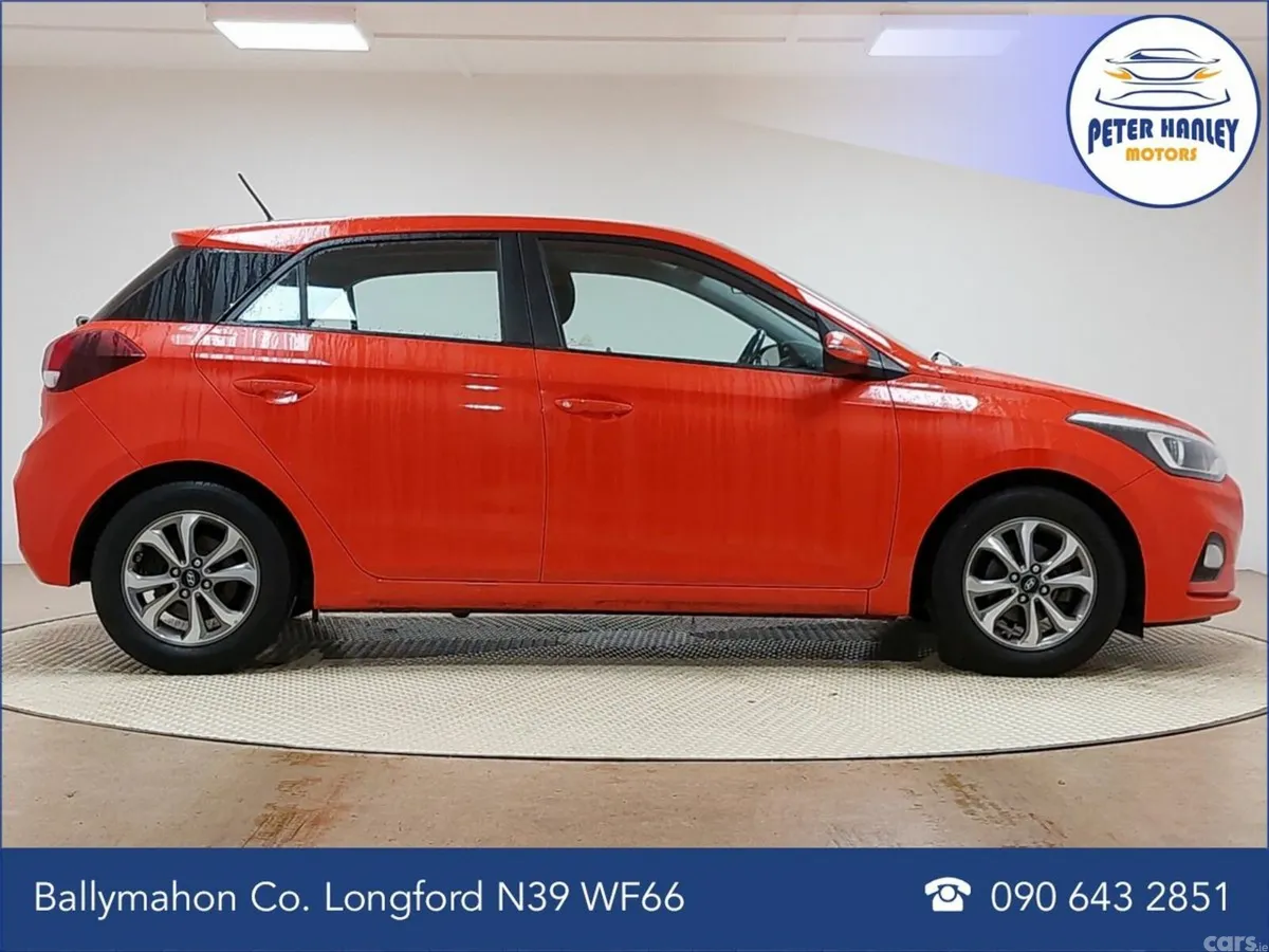 Hyundai i20 Hatchback, Petrol, 2019, Red