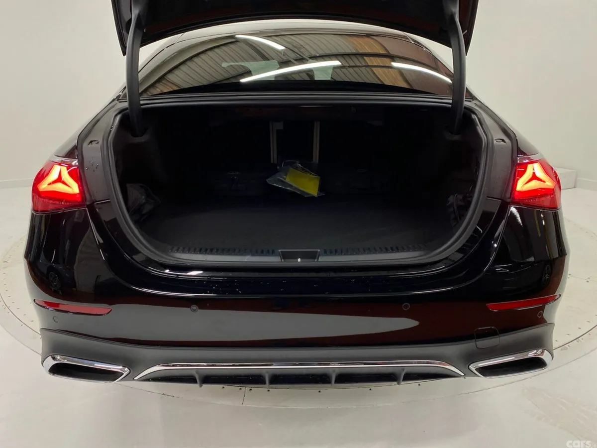 Mercedes-Benz E-Class Saloon, Petrol Plug-in Hybrid, 2025, Black