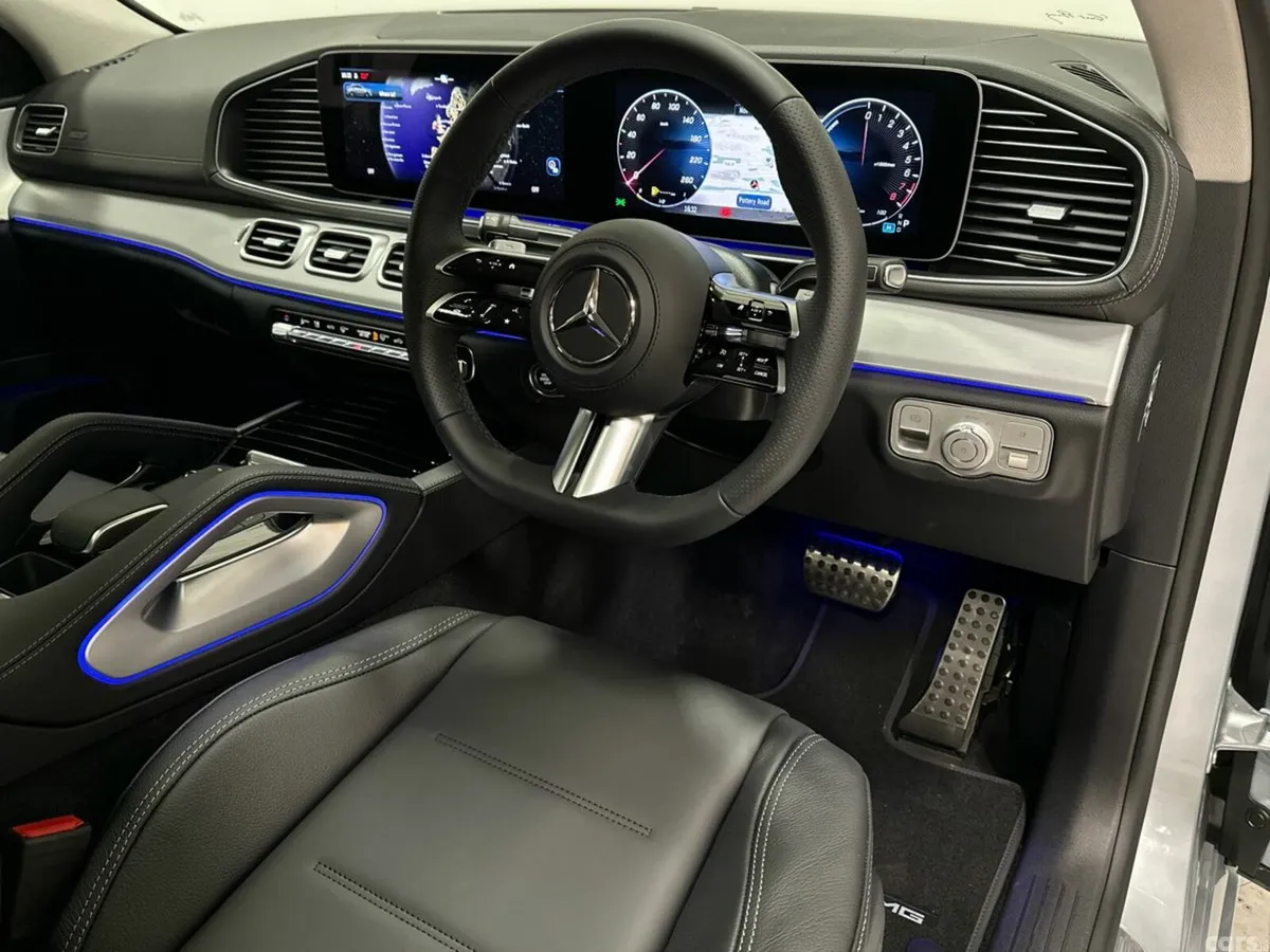 Mercedes-Benz GLE SUV, Petrol Plug-in Hybrid, 2026, Silver