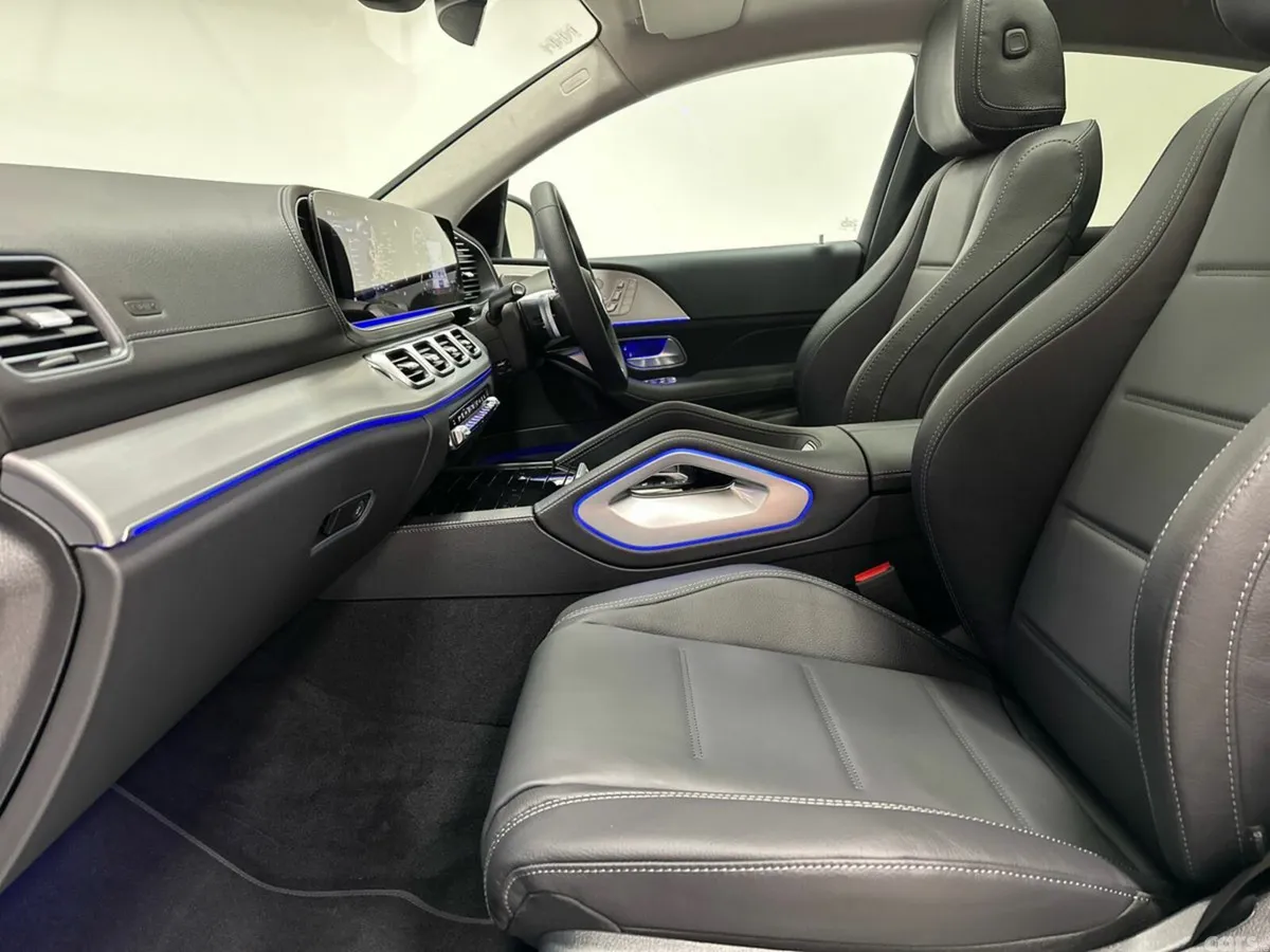 Mercedes-Benz GLE SUV, Petrol Plug-in Hybrid, 2026, Silver