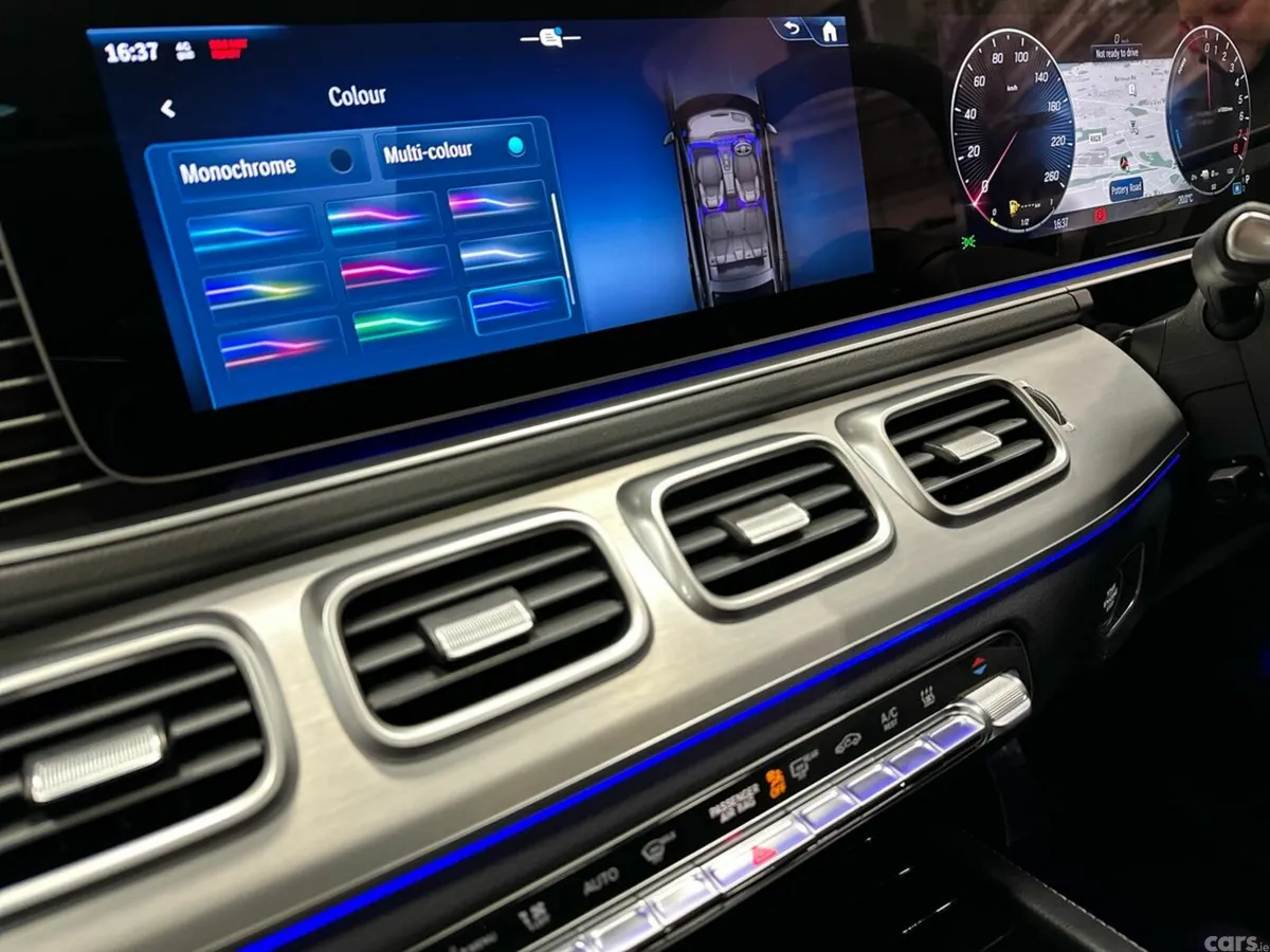 Mercedes-Benz GLE SUV, Petrol Plug-in Hybrid, 2026, Silver
