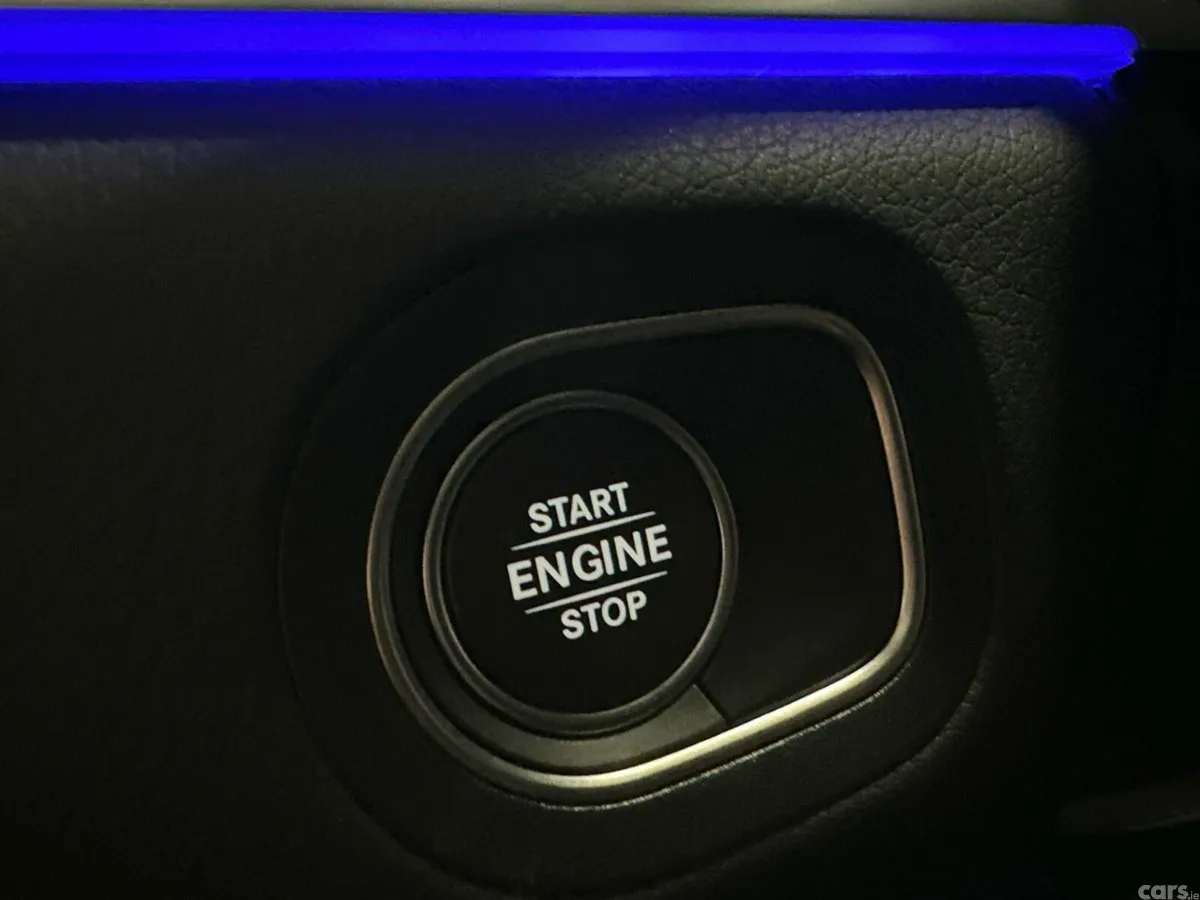 Mercedes-Benz GLE SUV, Petrol Plug-in Hybrid, 2026, Silver