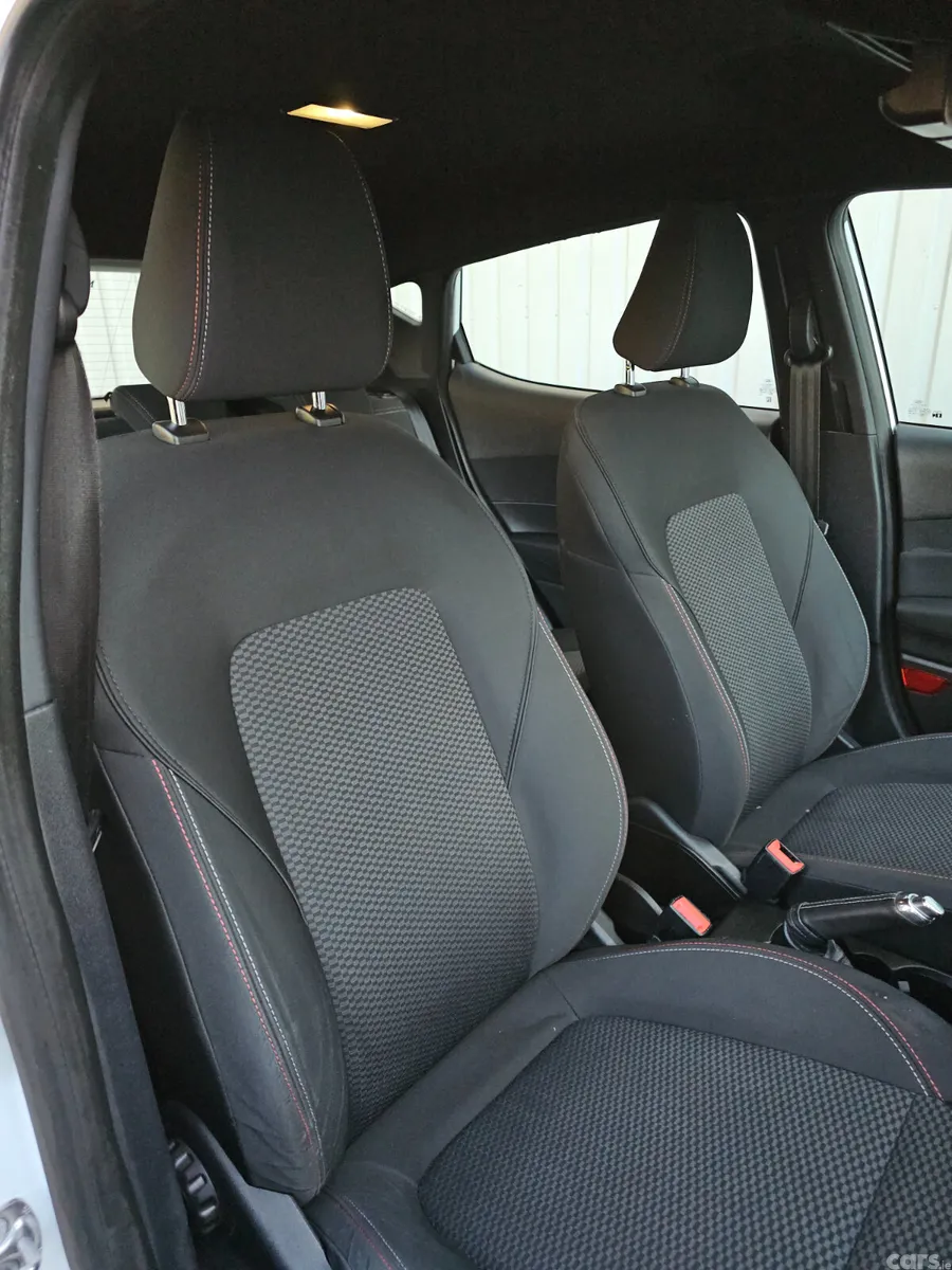 Ford Fiesta Hatchback, Petrol, 2018, White