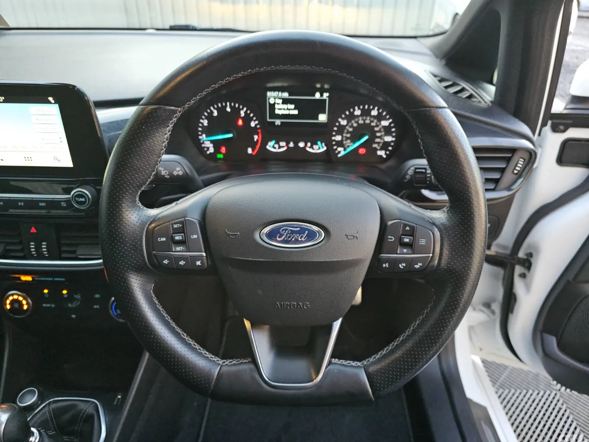 Ford Fiesta Hatchback, Petrol, 2018, White