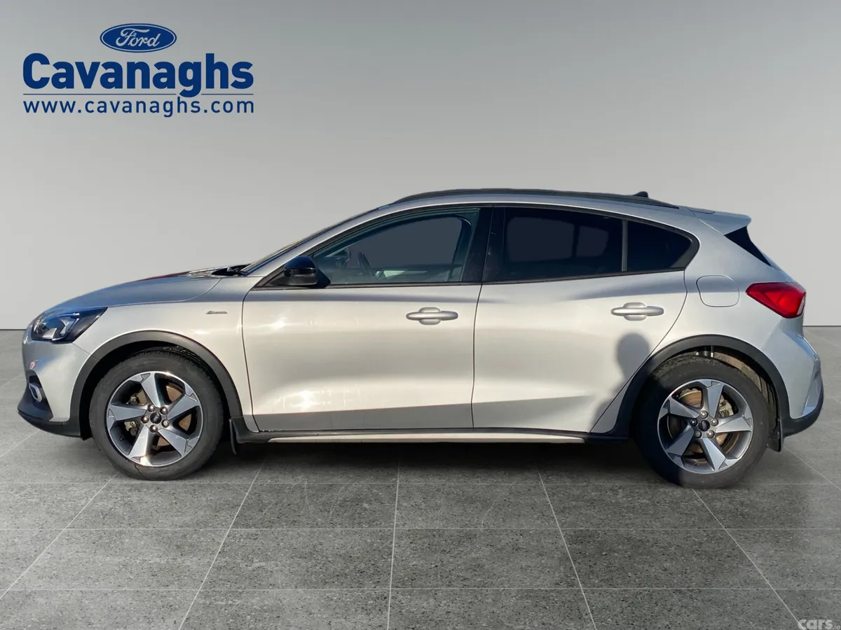 Ford Focus Hatchback, Petrol, 2021, Grey