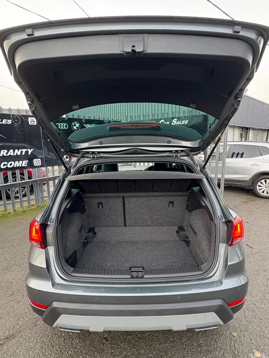 SEAT Arona SUV, Diesel, 2018, Grey