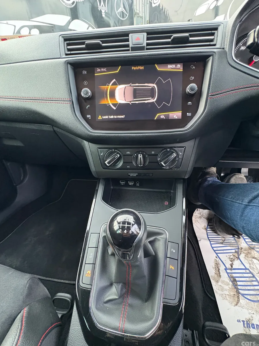 SEAT Arona SUV, Diesel, 2018, Grey