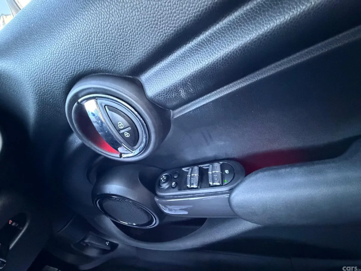 Mini Mini Hatchback, Petrol, 2017, Blue