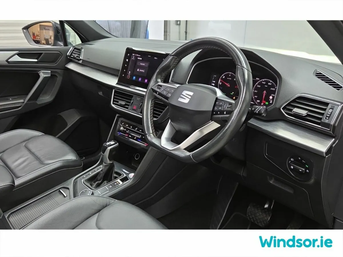 SEAT Tarraco Estate, Petrol Plug-in Hybrid, 2023, Green