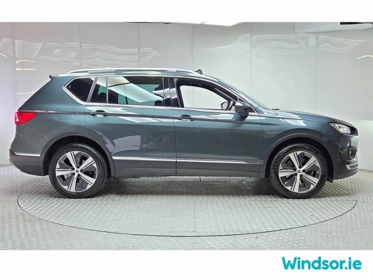 SEAT Tarraco Estate, Petrol Plug-in Hybrid, 2023, Green