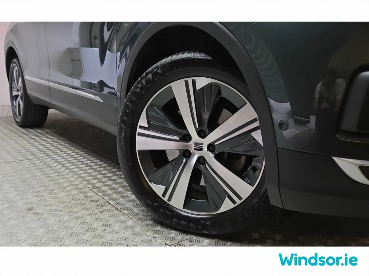SEAT Tarraco Estate, Petrol Plug-in Hybrid, 2023, Green