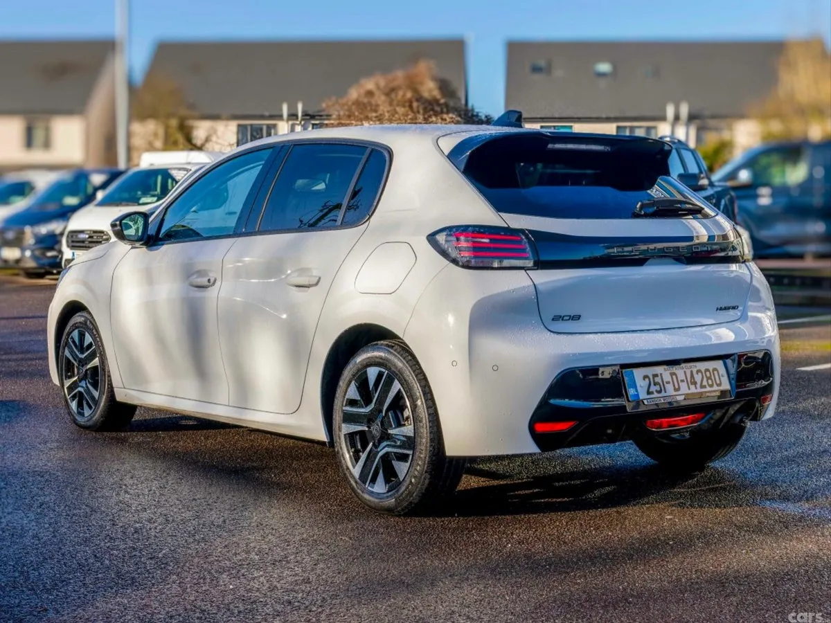 Peugeot 208 Hatchback, Petrol, 2025, White