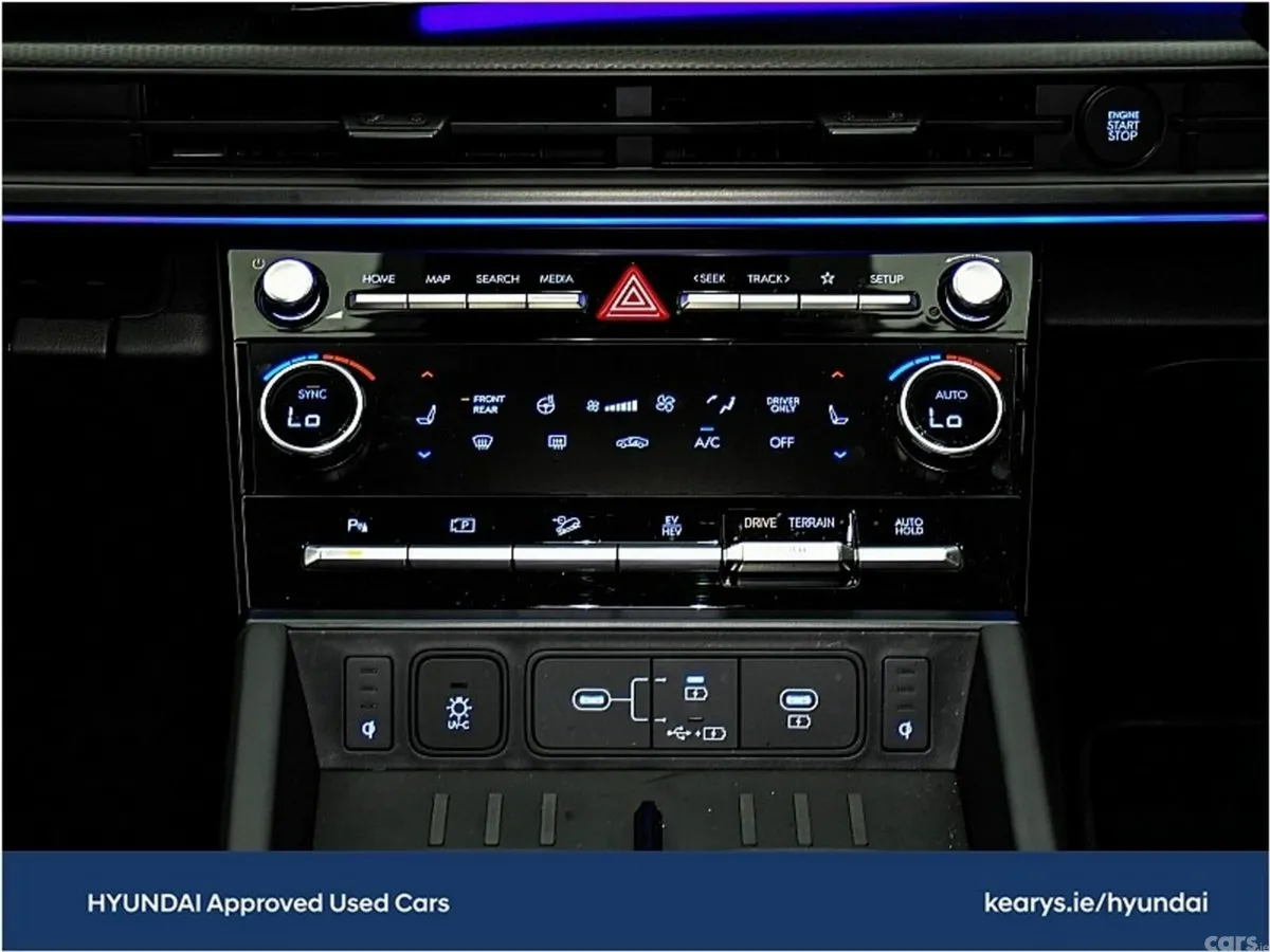 Hyundai Santa Fe SUV, Petrol Plug-in Hybrid, 2027, Black