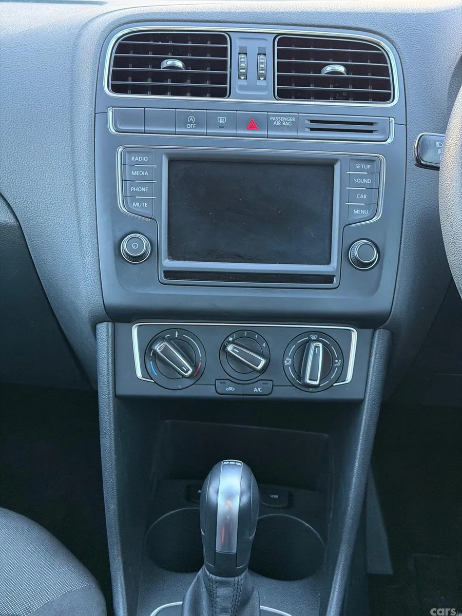 Volkswagen Polo Hatchback, Petrol, 2017, Red