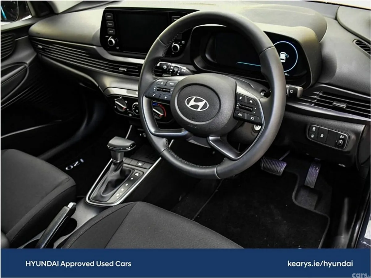 Hyundai i20 Hatchback, Petrol, 2027, Grey